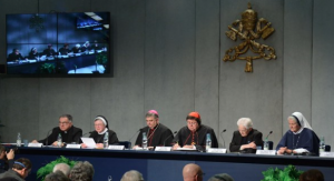 Abp José Rodríguez Carballo (3L) - AFP