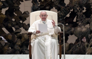 (fot. PAP/EPA/L'OSSERVATORE ROMANO PRESS OFFICE)