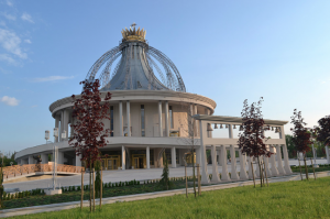 Kościół - Sanktuarium pw. NMP Gwiazdy Nowej Ewangelizacji i św. Jana Pawła II w Toruniu