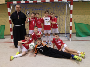 Halowa piłka. Franciszkanie mistrzami diecezji ełckiej